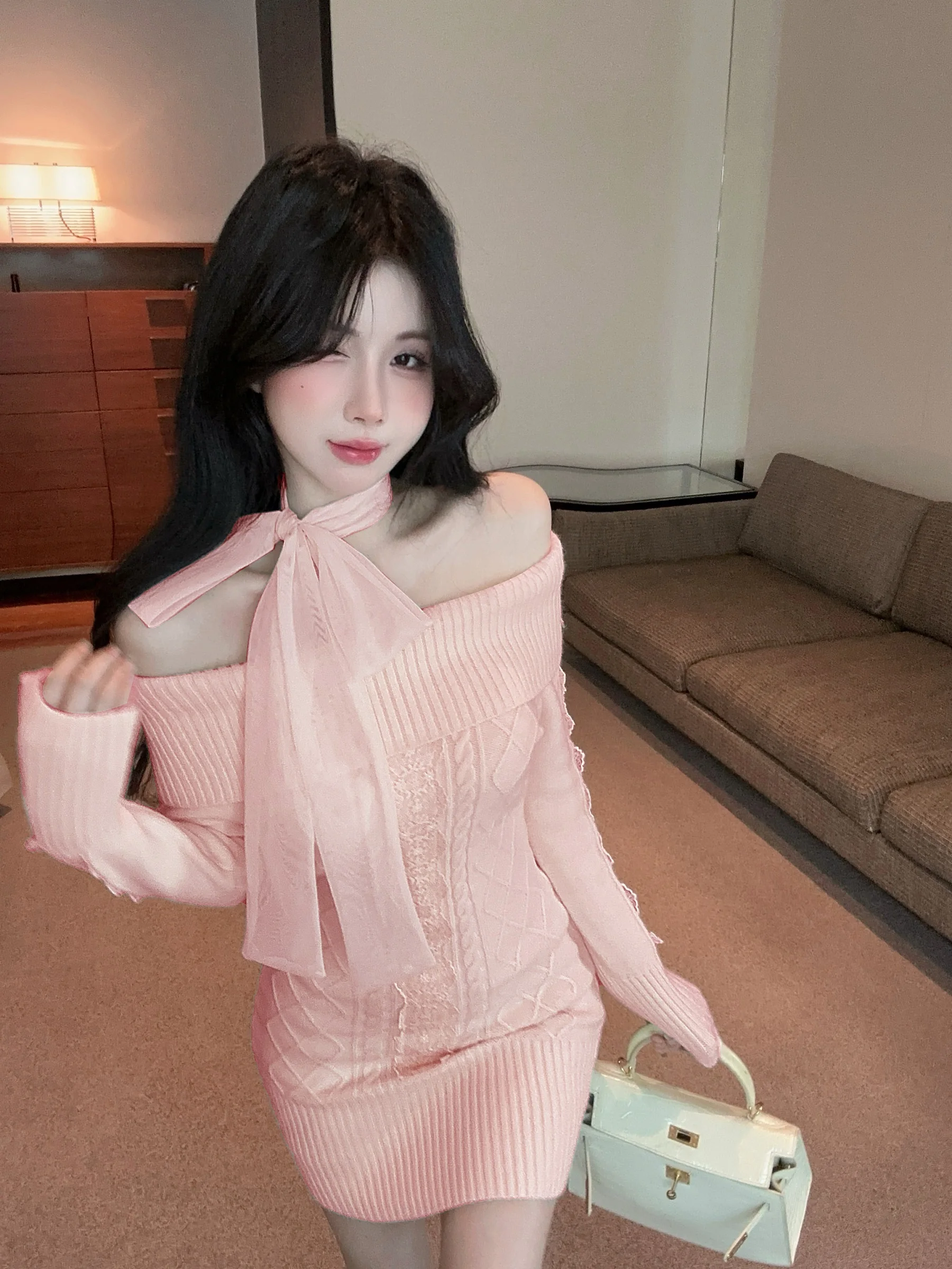 Abito maglione lavorato a maglia a maniche lunghe con spalle scoperte sexy Abito aderente dolce caldo con motivo ondulato Abito base pullover da donna Autunno alla moda