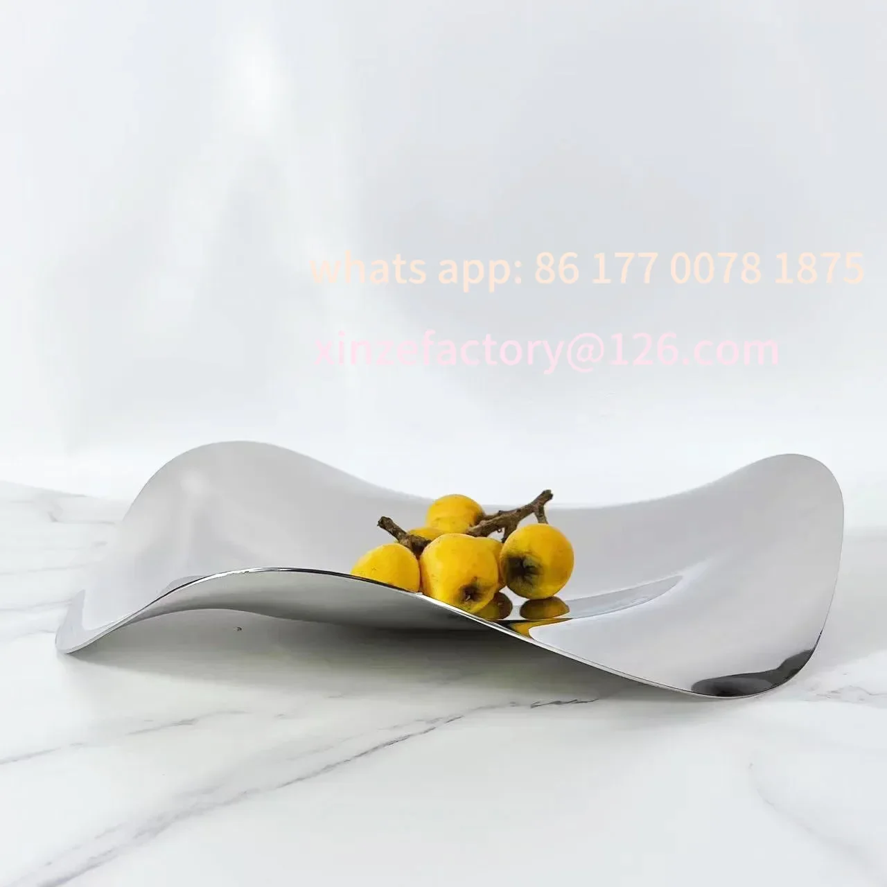 Customizable Simple European Silver Metal Irregular Streamline Fruit Tray Ornaments Kitchen Restaurant Model Room Storage Tray