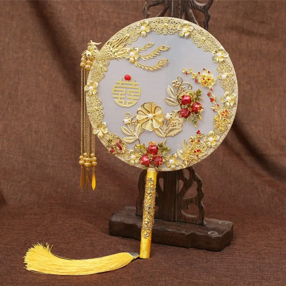 Traditional Chinese Style Bride Group Fan Vintage Flower Decorative Fan Xiuhe Fan Handmade Hanfu Fan Hanfu Show