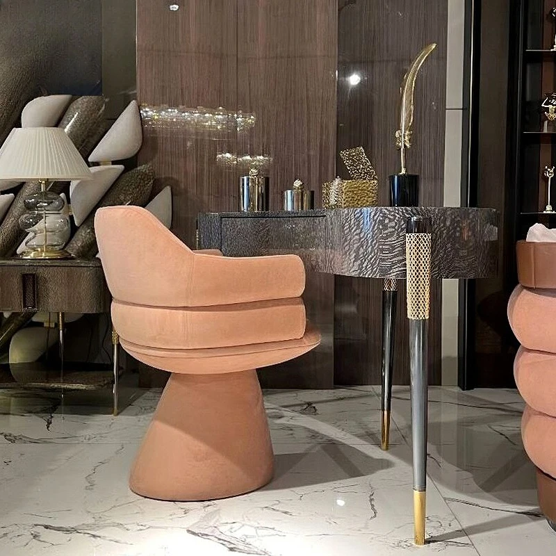 Light luxury high-end creative solid wood dining chair villa discussion area designer senior armchair cream style