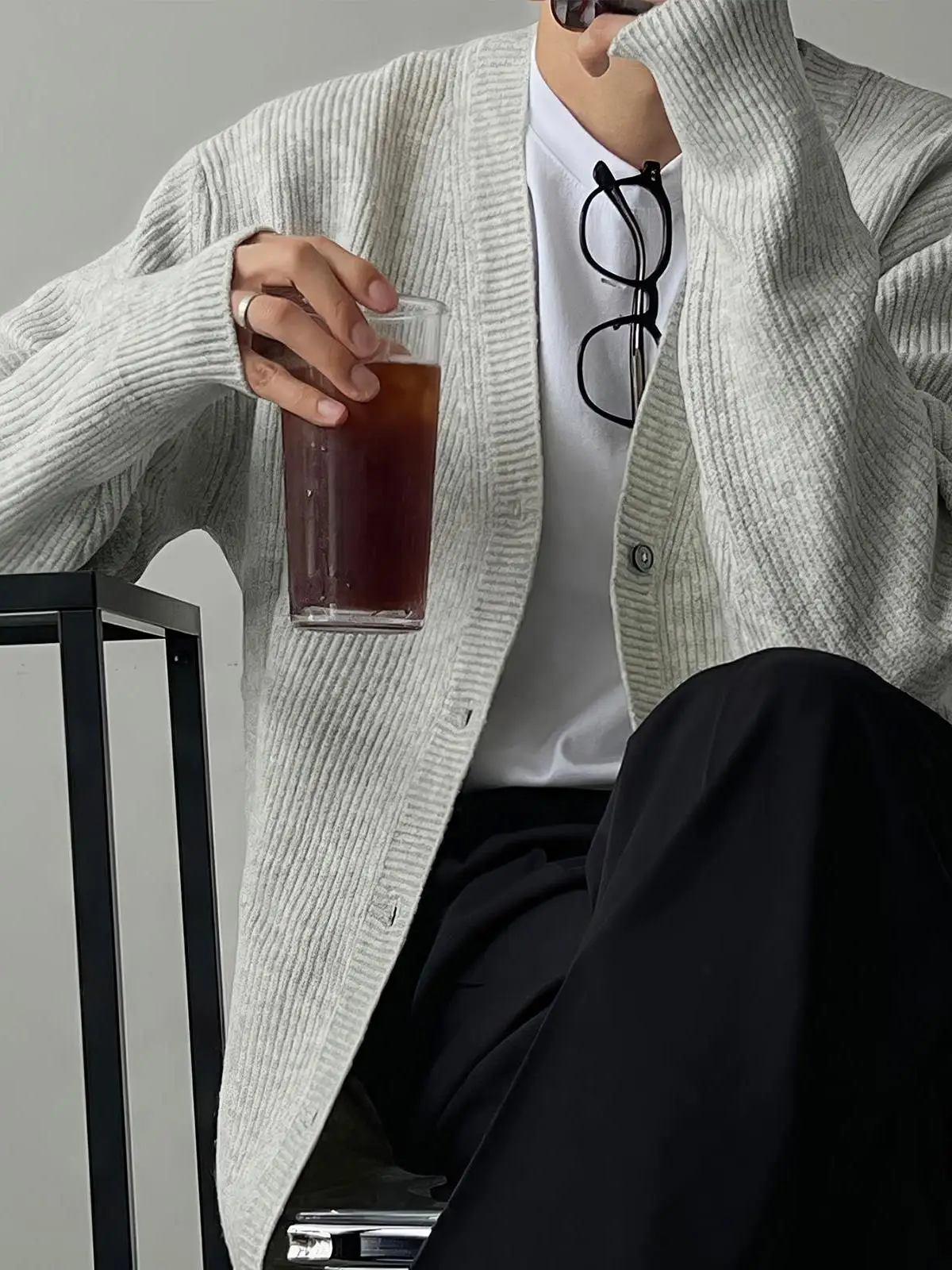 

Laid-ba Knitted Cardigan Sweater Men's Autumn Winter Casual Single Button Loose Fit Color Yarn irt Korean Sle