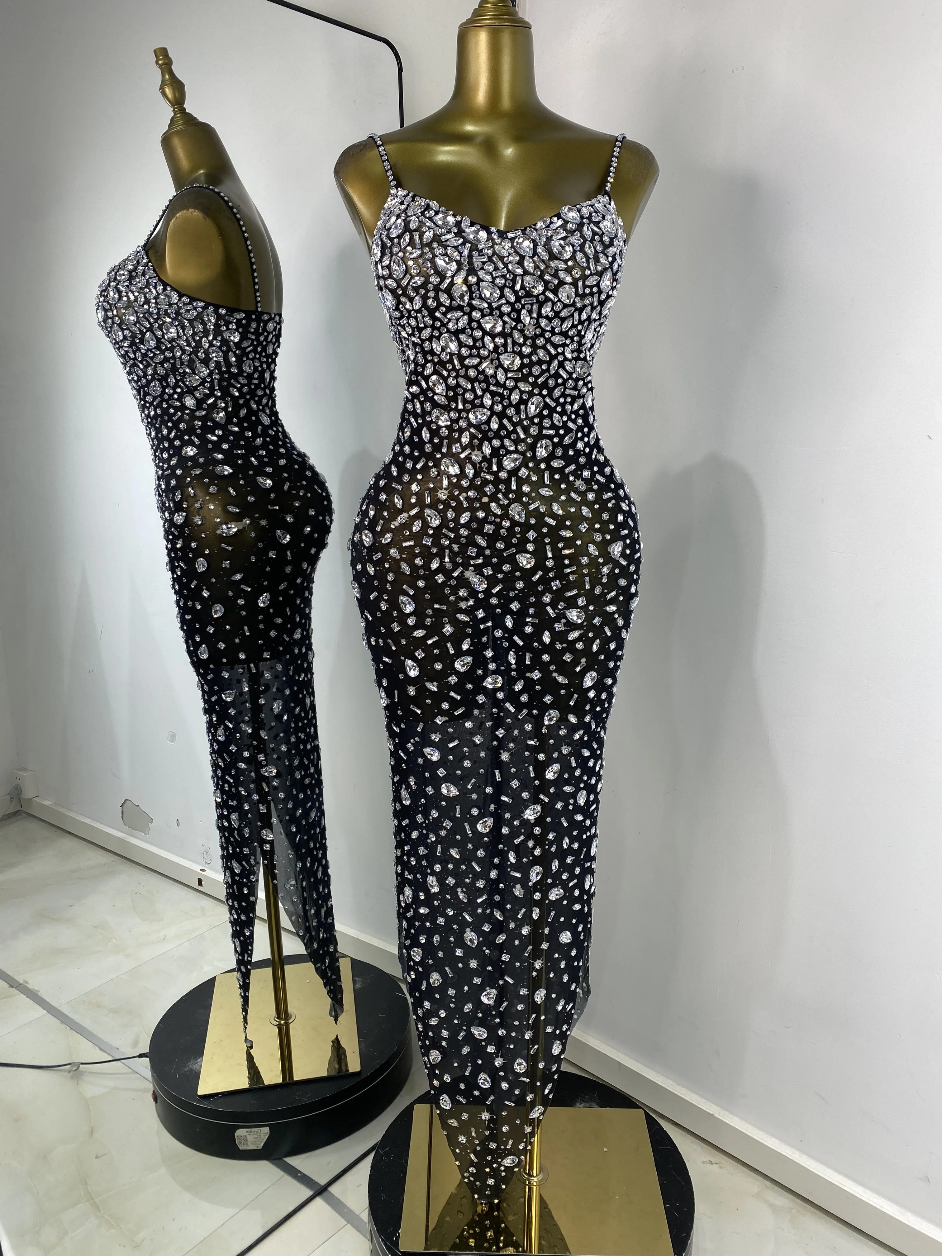 

Женское роскошное черное платье на тонких бретельках с v-образным вырезом и стразами, сетчатое прозрачное платье с длинными рукавами, вечернее клубное вечернее платье знаменитостей, оптовая продажа