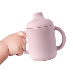 Tazas de silicona de grado alimenticio para alimentación de bebé, taza sin BPA, biberón de aprendizaje para recién nacido, artículos para bebé, Envío Gratis