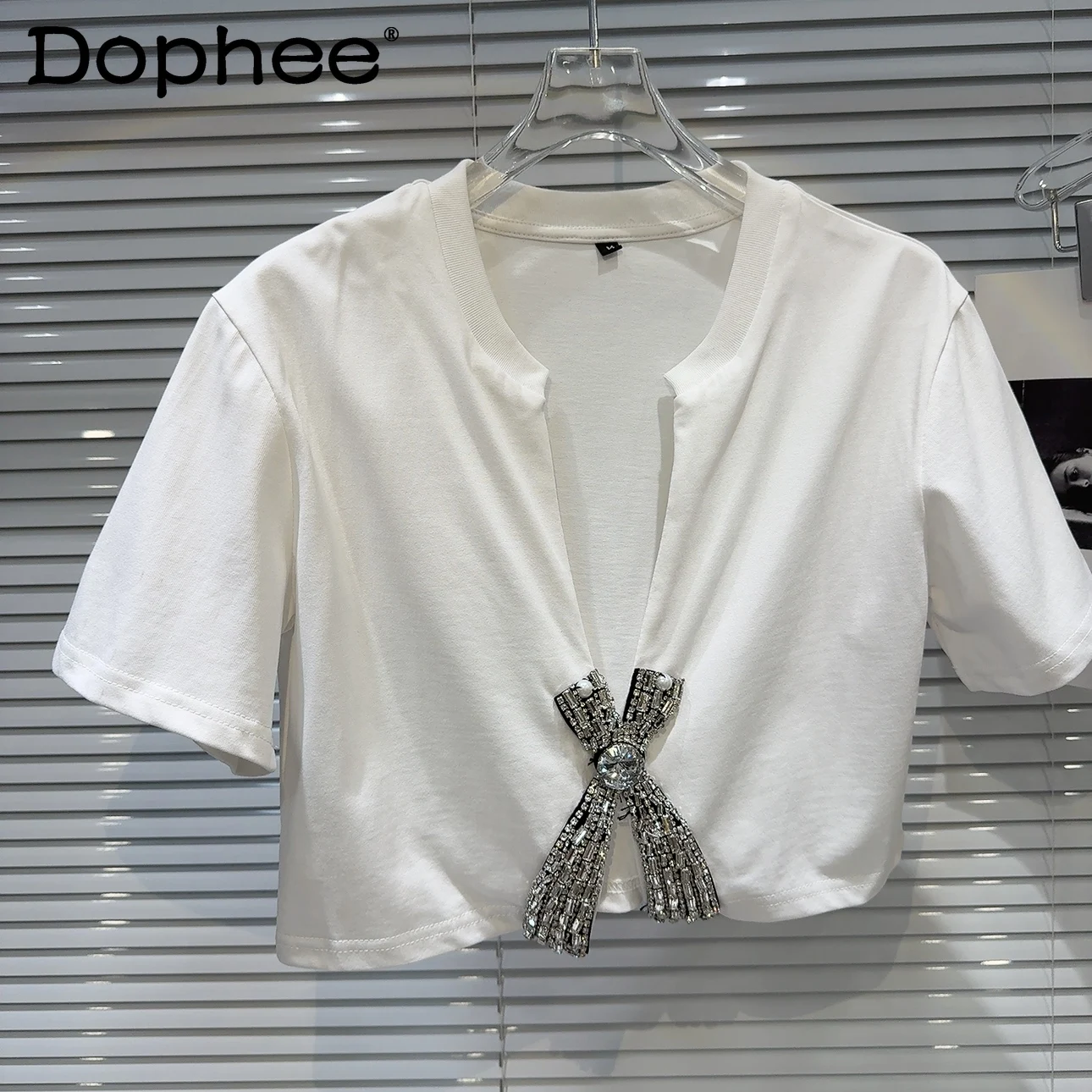 Fashion Rhinestone Bow Decoration White Short Sleeve T-shirt Female 2024 Summer New Sexy V-neck Black Short Top Women Clothing