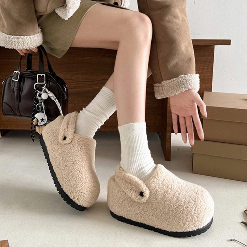 

Fashionable Warm Cotton Slippers Beige Retro Flat Fur Slippers Women's New Winter Outer Wear Baotou Heightening Comfort Slippers