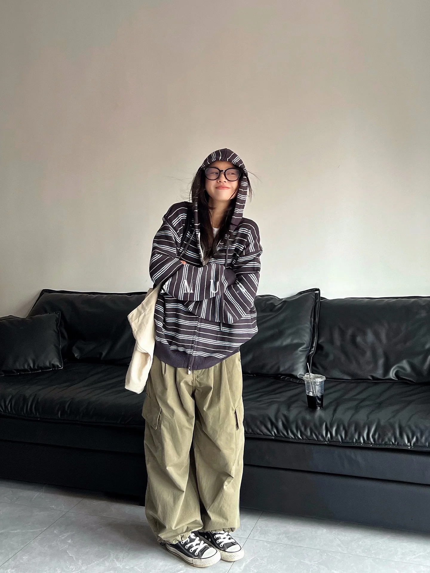 

Ретро-кардиган в полоску с капюшоном, женский, с длинными рукавами, белый, утепленный, на осень-зиму, модный, для подростков