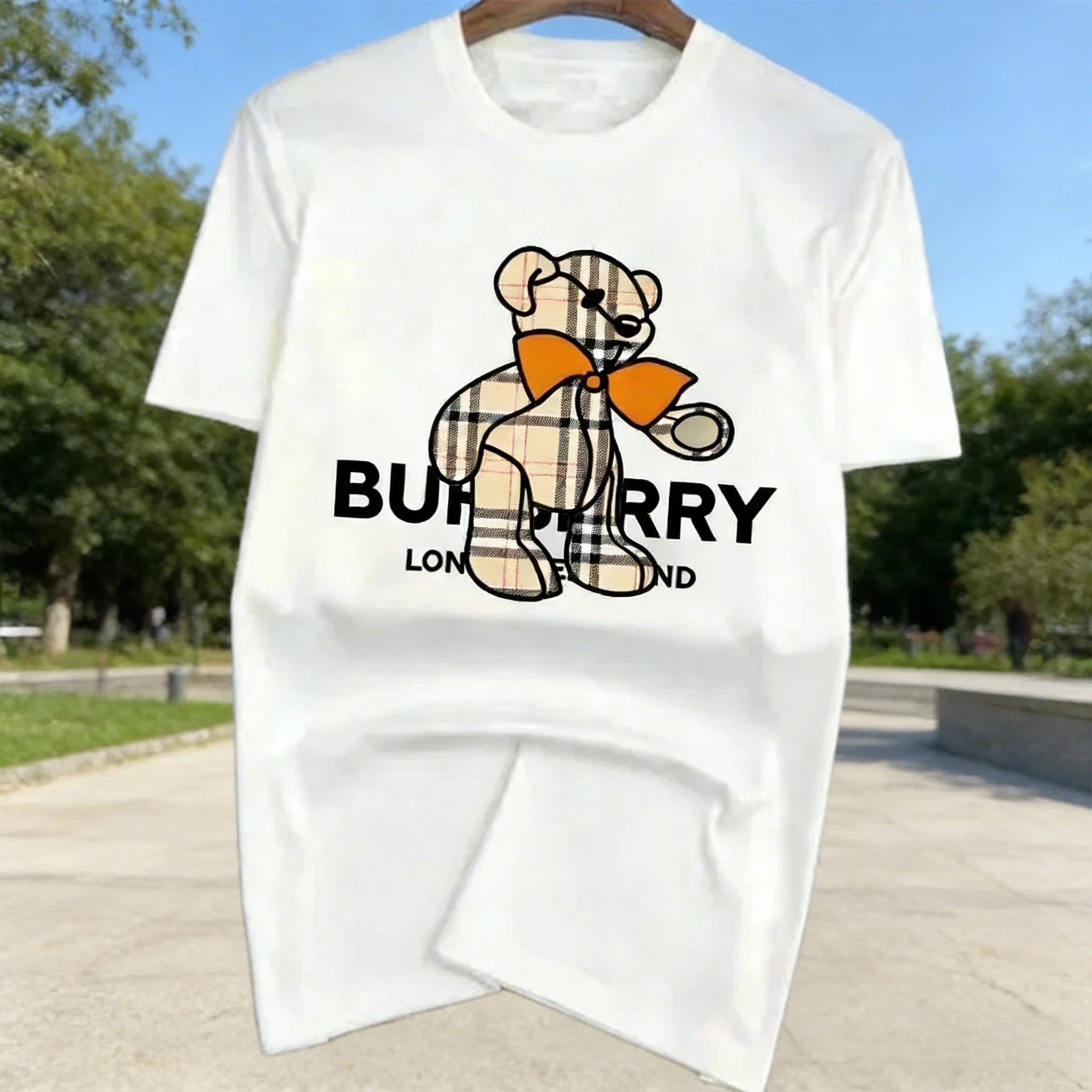 

2026 Exquisite Brand Bear Print T-shirt for Men and Women, Short Sleeve T-shirt, Casual Print T-shirt, Solid Color Clothing