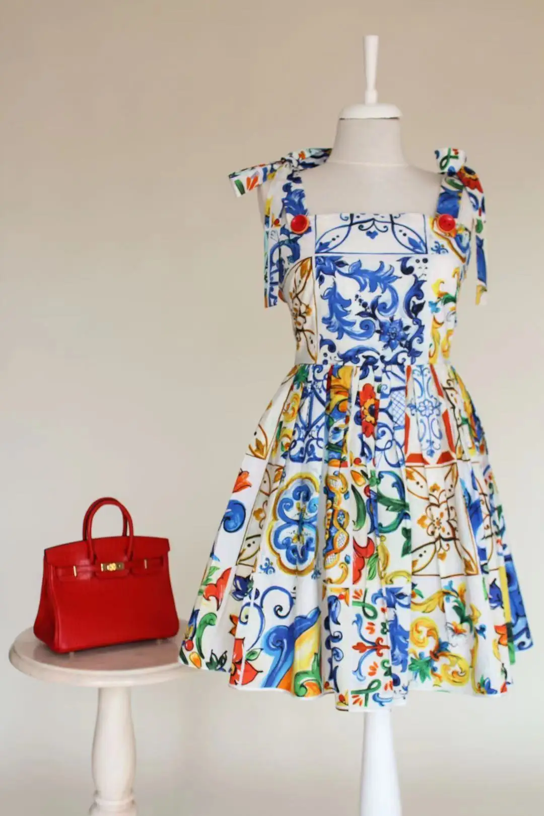 花柄の青と白の磁器のサマードレス,女性のための弓,スパゲッティストラップ,ホルター,自由奔放に生きるスタイル,2021,n7251