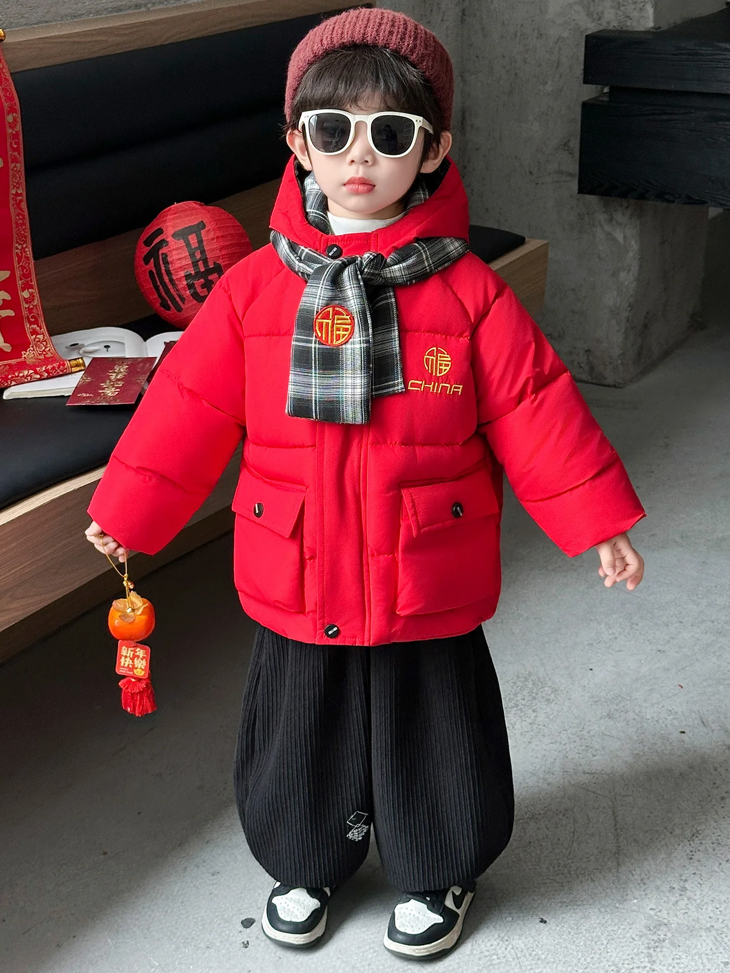 

Thiened down Cotton Jaet for Boys New Year Celebration Festive Red Youth ular Long Sve Zipper Closure Warm Coat