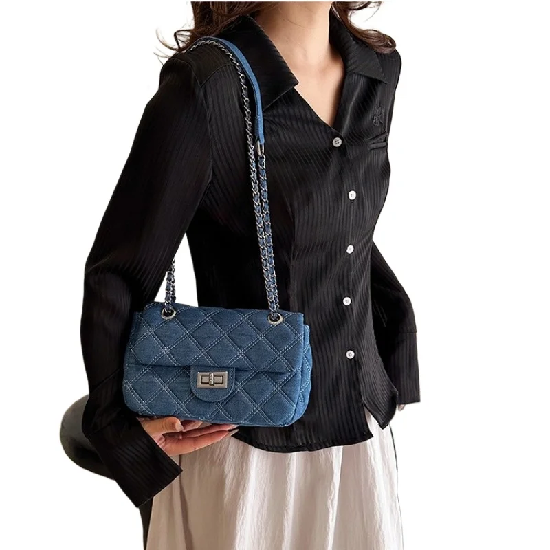 

2025 Korean version of the new women's bags popular fashion simple cowboy shoulder bag classic diamond chain crossbody bags