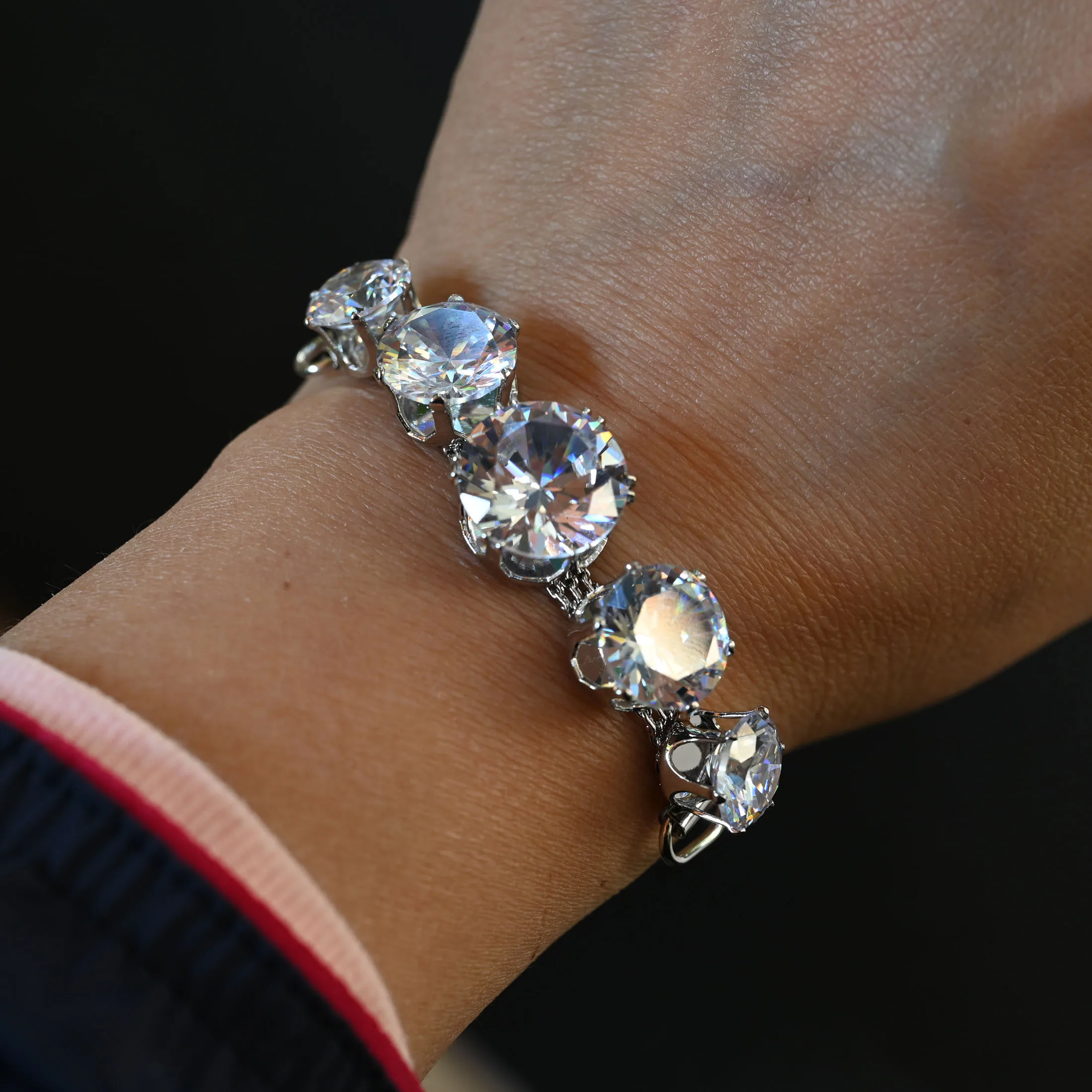 1Pc Luxury Zircon C… - image