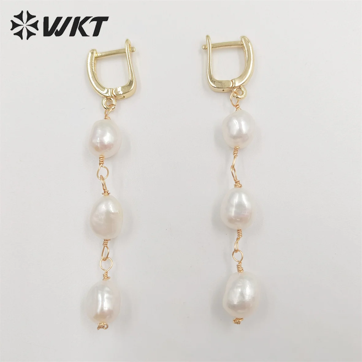 WT-MPE078 New Elegant triple Freshwater Pearl beads make clasp earrings fashion gold dangling wire wrapped real pearl earrings