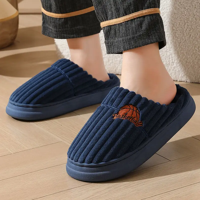 Zapatillas de algodón de talla grande para hombre, calzado térmico antideslizante con parte inferior gruesa, nuevo estilo, para pies grandes, invierno, 2025