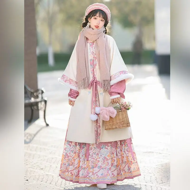 الشتاء محظوظ احتفالي الحدث كوس الملابس رشاقته السنة الجديدة التطريز Hanfu المرأة سلالة مينغ ساحة طوق معطف طويل متماثل
