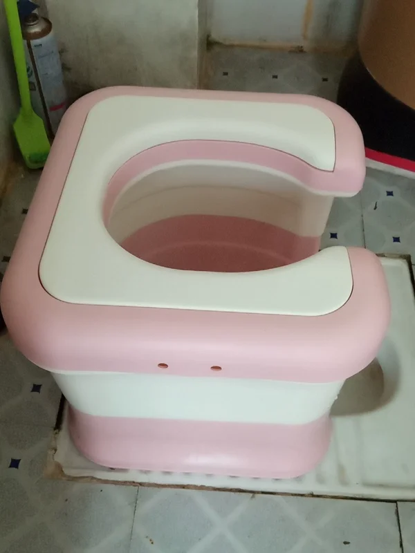 Toilet Stool Plastic Commode Chair for Elderly Pregnant Women Portable Bidet Seat Bathroom Stool Soft