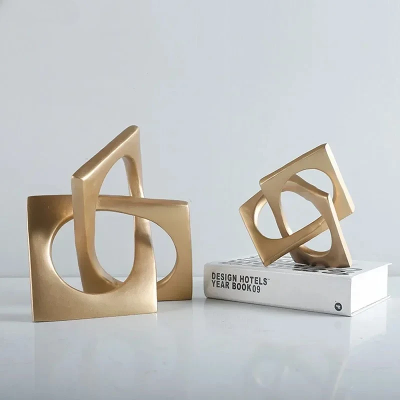 

Abstract Geometric Distortion Ornaments Crafts Desk Decoration Golden Square Collar Artwork Statue Room Aesthetics Decor