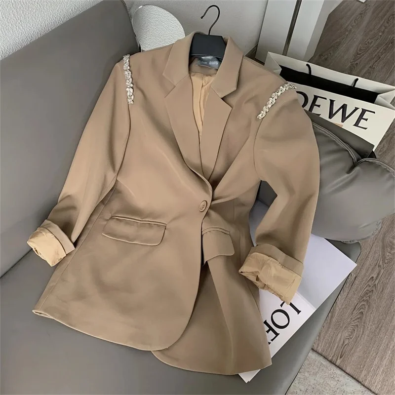 Spring 2023 New Korean Shoulder Stud Beading Niche Design Loose Casual Age Reducing One Bbutton Blazer Women