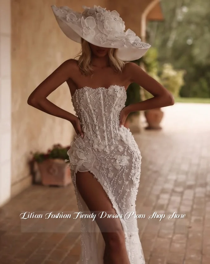 Robe de mariée sans bretelles, magnifique, personnalisée, Corset perlé en dentelle, motif Floral 3D, fente latérale, robe de mariée sur pelouse