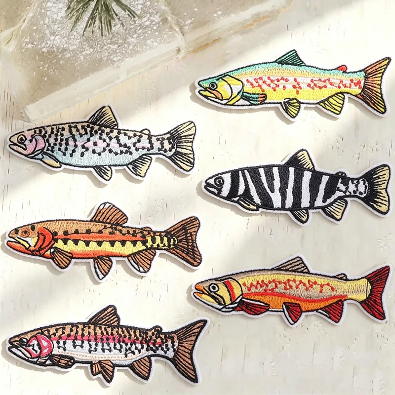 Fisch- und Forellen-Stickerei-Aufnäher für Kleidung, Outdoor, Wave Japan, Lucky Fish Patch, Aufnäher zum Aufbügeln, thermoadhäsiver Aufnäher – Detail 1