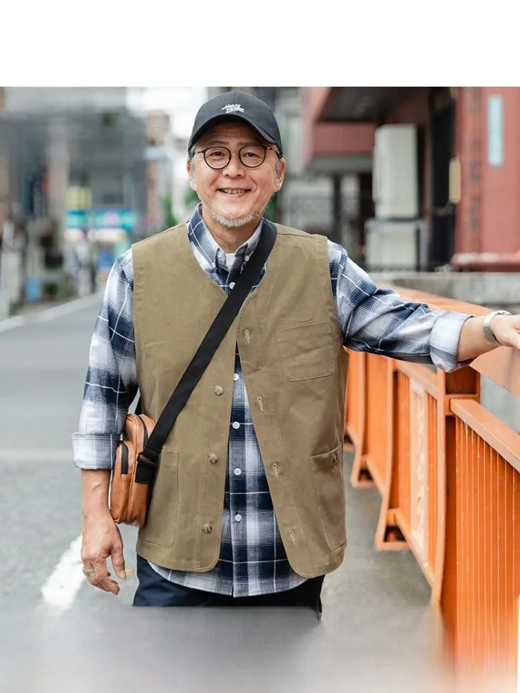 

Faionable Urban V-Ne Button-Up Svel Vest for Dads And Middle-Aged Men Comfortable Cotton And Elastic Fiber Autumn Wear