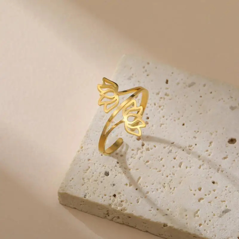 Fashion Lotus Open Ring Women's Stainless Steel Adjustable Non-fading Finger Ring for Date Vacation Wear Best Friend Gift