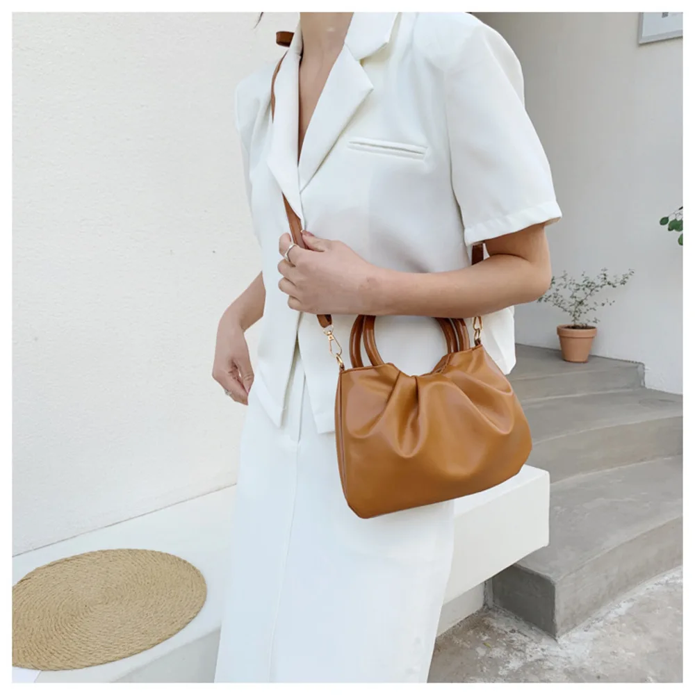 Retro Ring-shaped Handheld Bag Women\'s Bag Korean Fashion Simple Small Square PU Shoulder Crossbody Bag Female Pleated Hand Bags