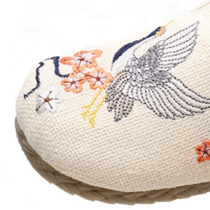 Ethnic Wide Toe Linen Slippers for Women Embroidered Vintage Casual Mules Ladies Trend Summer Slides Female Backless Sandals