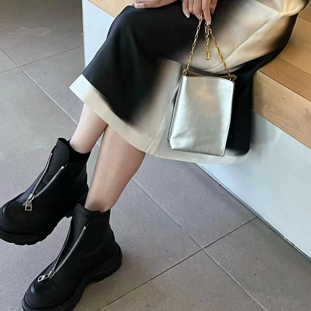 

Female Zipper Boots 2024 Front Zipper Leather Thick Sole Ankle Boots British Style Thick Heel Fashion Women's Short Boot