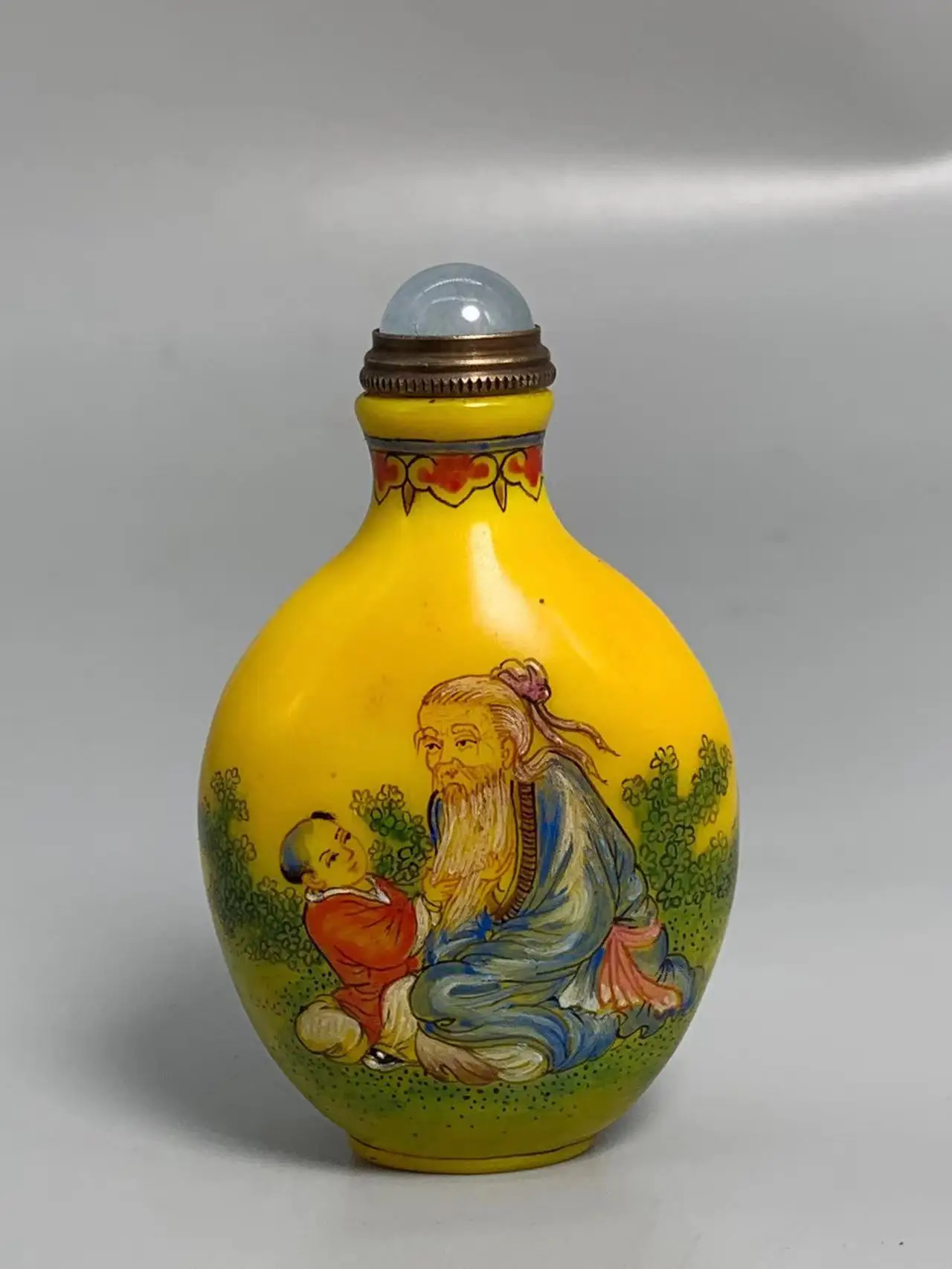Rare Qing Dynasty  CHINESE Old colour glass  PAINTING SNUFF BOTTLE,The old man and the child,Free shipping