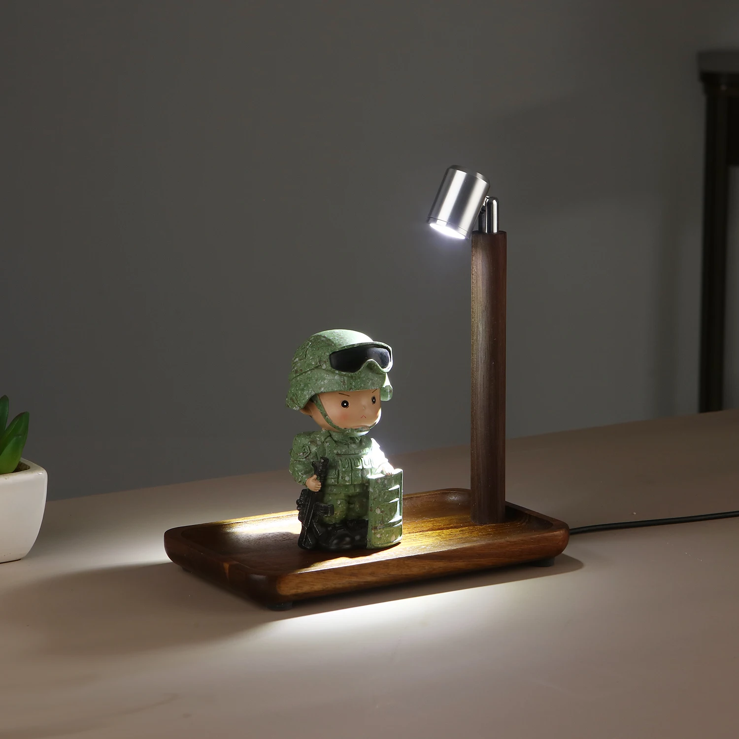 Wooden Table Lamp USB Powered Night Light Display Light LED Eye Protection Bedside Lamp Desktop Decorative Lights