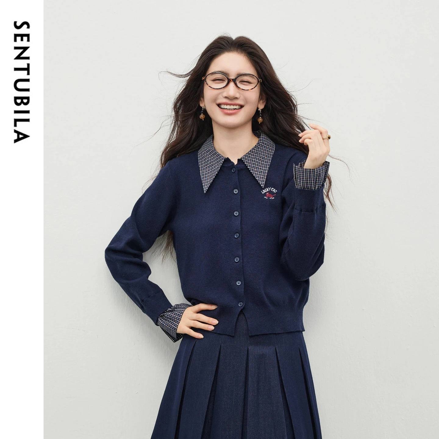 

SENTUBILA Women's Cardigan 2026 Contrast Plaid Lapel Collar Embroidery Kniwear Spring Fall Long Sleeve Knit Top Woman W61EH6032