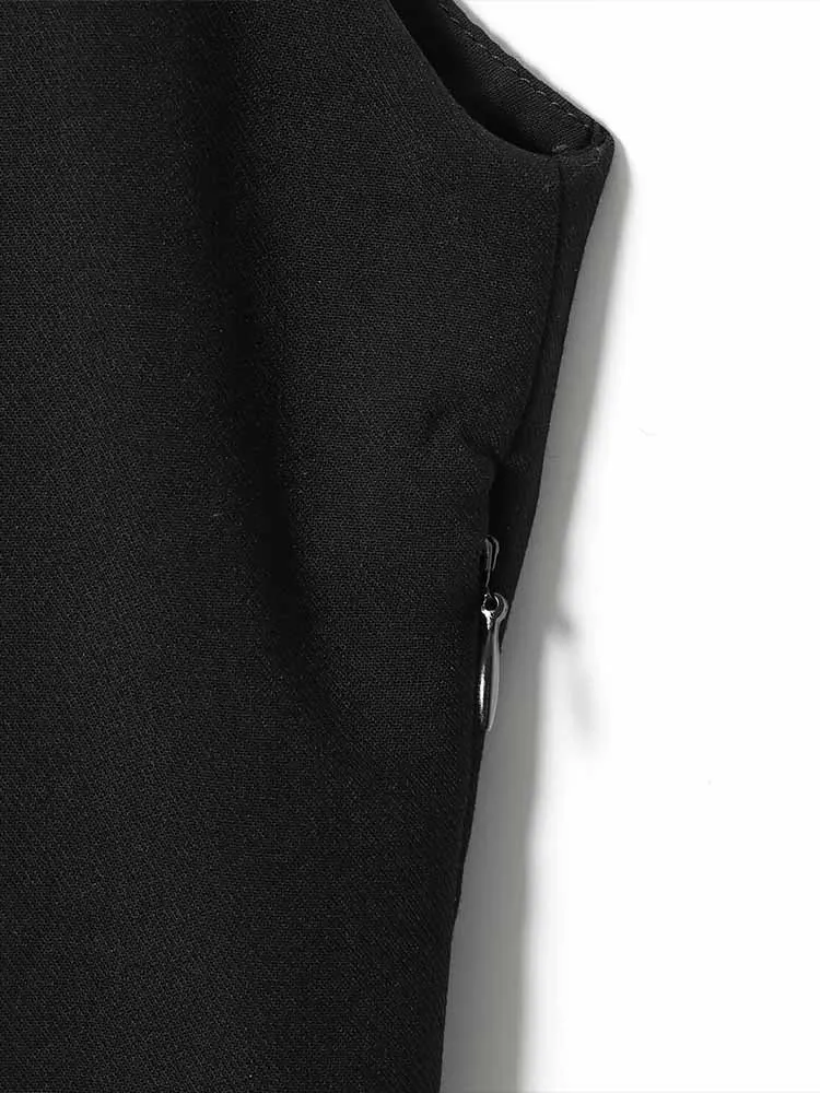 Europejski i amerykański styl, zimowy nowy trend w modzie, damska odzież, uniwersalna mini sukienka z efektem marynarki.