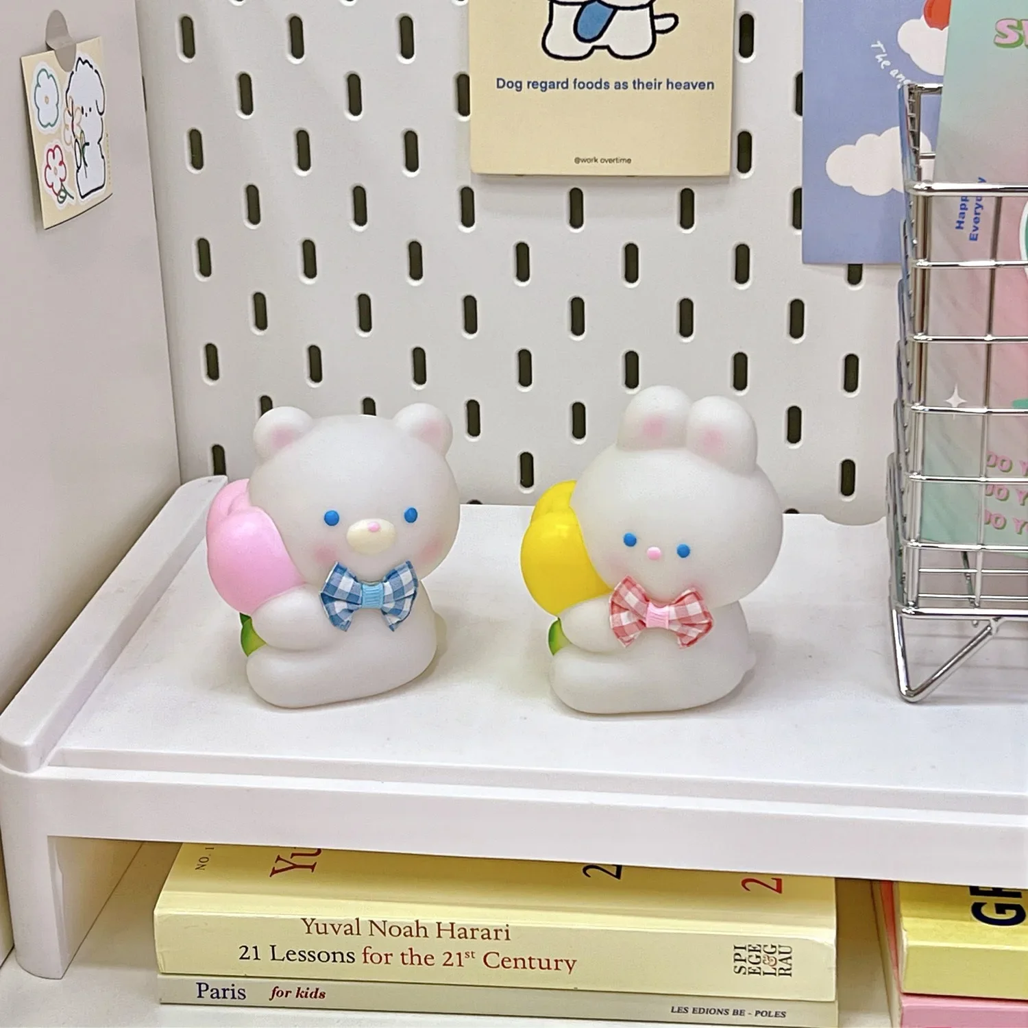 ضوء ليلي بجانب السرير، حلو ولطيف للعناية بالعين، ضوء النوم، غرفة النوم، ضوء النوم، بطارية غبية ولطيفة، مصباح طاولة الدب الخوخي