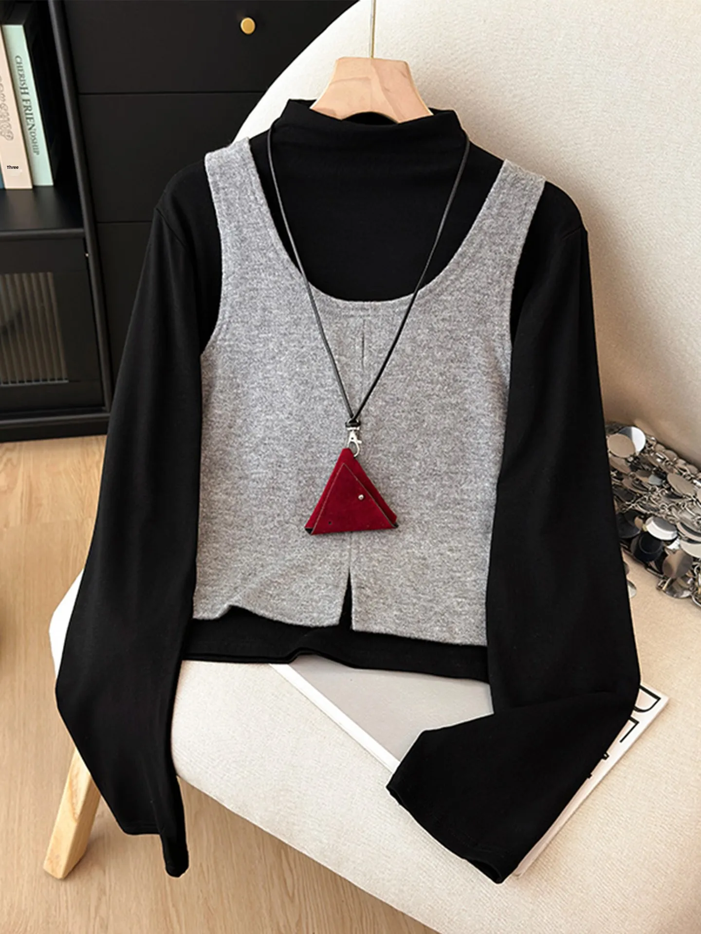 

Faionable Retro Color Blo Knitted Vest Long Sve T-irt Two Piece Set Women's Autumn Hanging Piece Layering Design Top