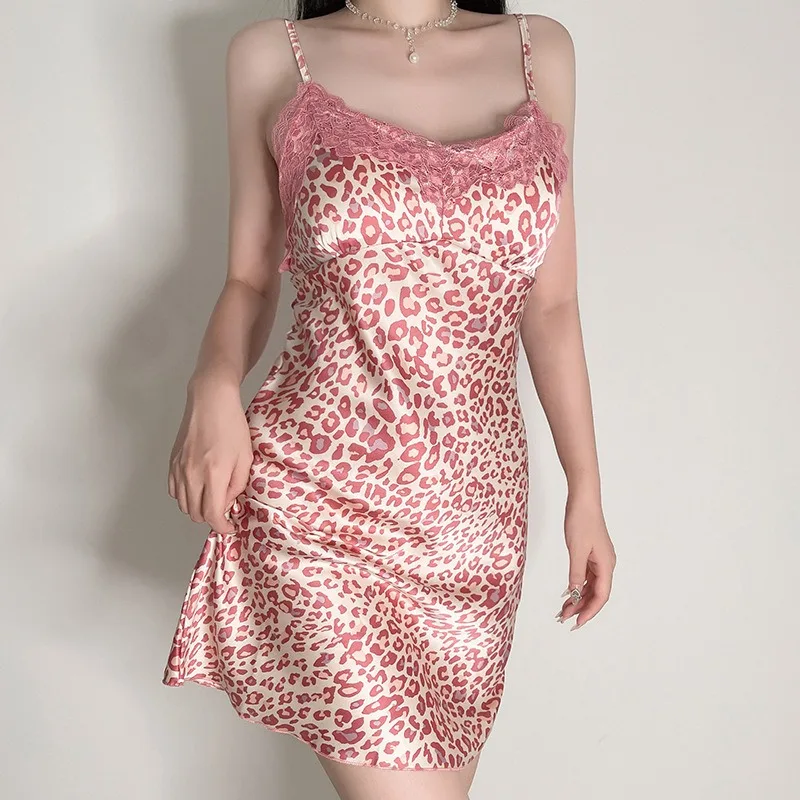 

Sexy Lace Nightgown Women's Summer Thin Temptation with Chest Pad Small Chest Gathered Leopard Print Chemise Sleepwear Nightdres