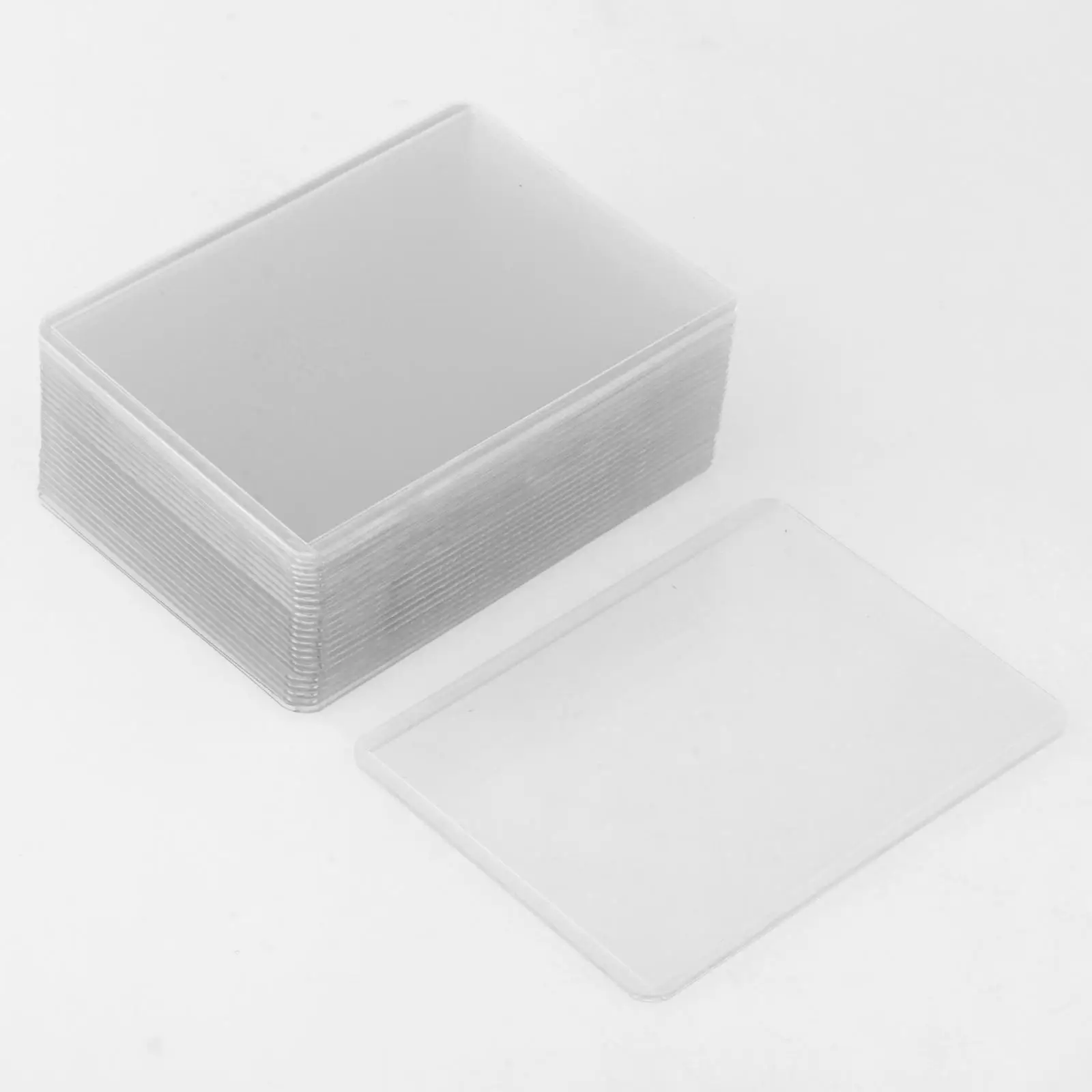 

High Quality Clear Card Sleeves Protective Plastic Card Holders for Pro Sports Trading Collectors