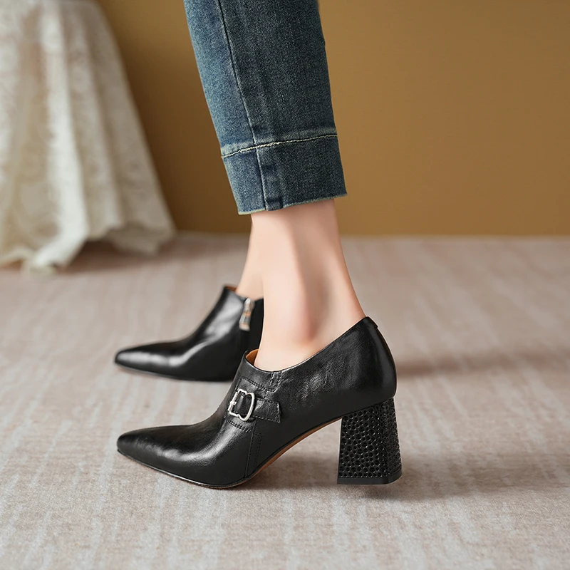 Women's Pointed-Toe Leather Pumps, Mid Block Heel Office & Evening Shoes with Buckle Detail and Textured Heel, Side Zipper