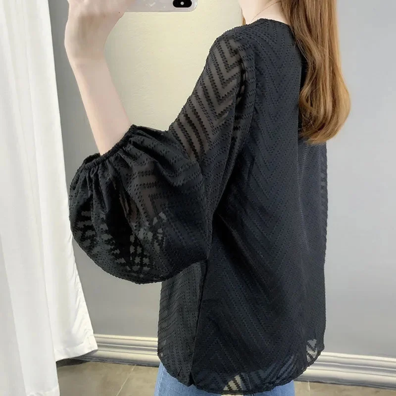 Nova camisa de chiffon fina camisetas femininas primavera outono 2025 estação europeia casaco solto tamanho grande pulôver vestindo uma maré superior