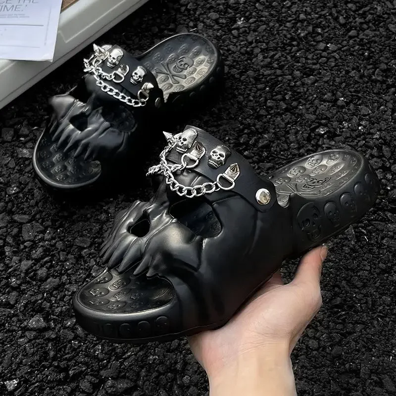 Skull Slippers for Men Trend Summer Slippers Platform Shoes Women\'s Beach Sandals Womens Shoes Outside Design Free Shipping