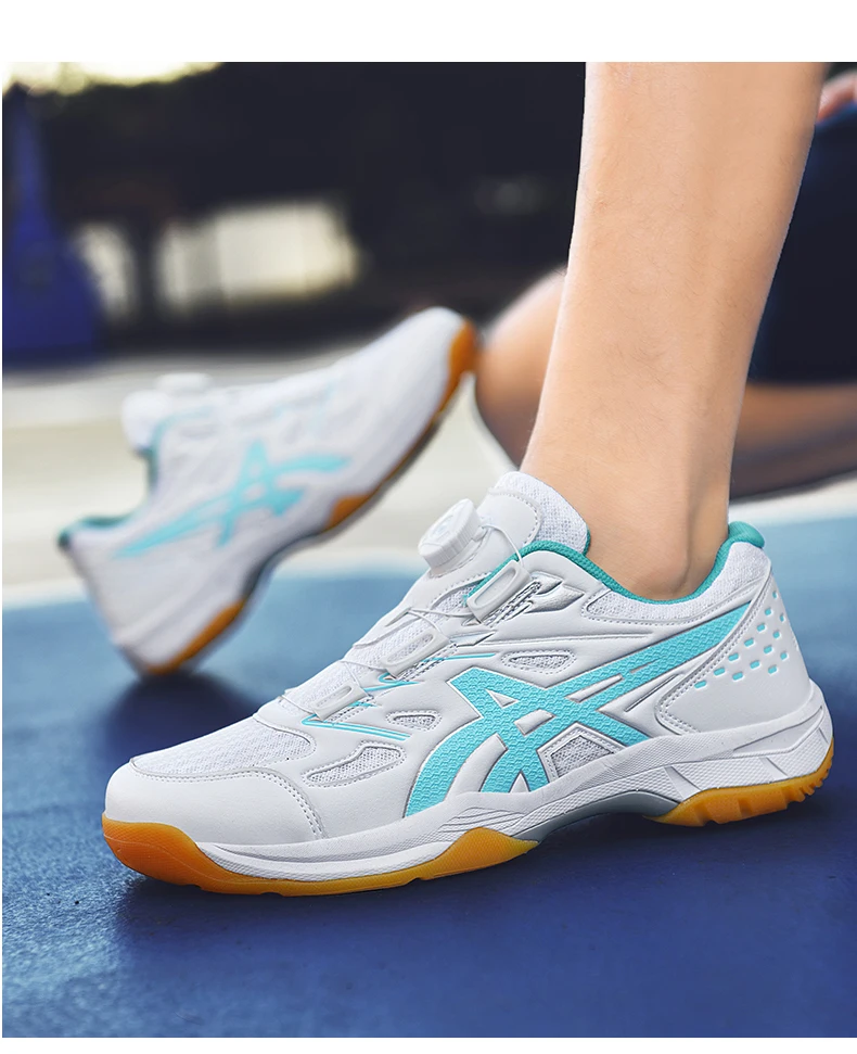 Description Picture 5 of itemLightweight Men Badminton Shoes Breathable Indoor Athletic Training Sneakers Anti Slip Volleyball Tennis Couple Sports Shoes