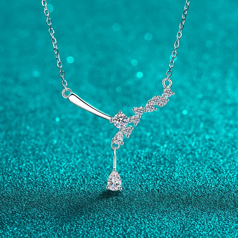 

18K White Gold Platinum PT950 0.85ct Moissanite Pendant Necklace for Women Luxury Fine Christmas Gift Jewelry