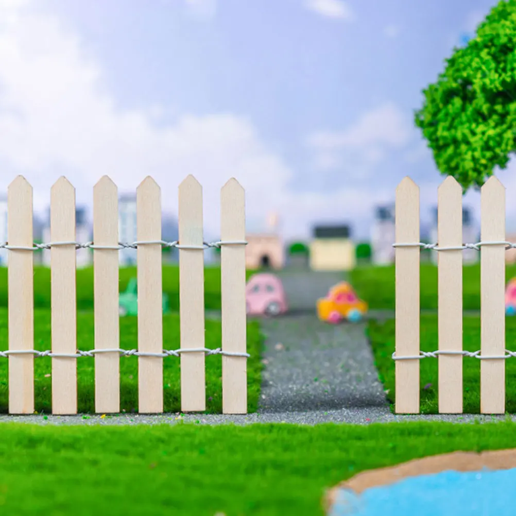

2 PCS Micro Landscape Wooden Fence Scene Miniature Christmas Garden Decorate The