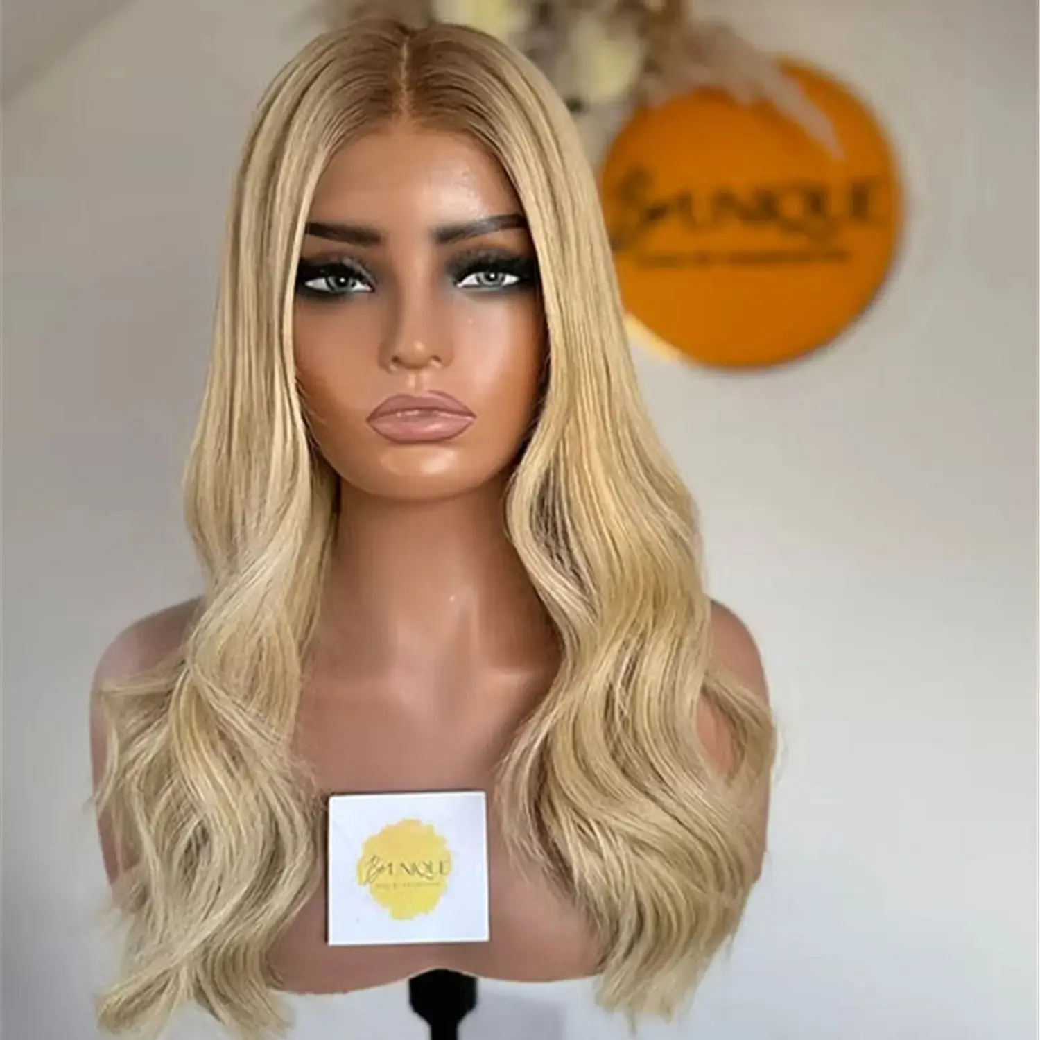 

Парик с высокой плотностью волос 180%, светло-русый омбре с мелированием, HD-парик с кружевной передней частью, высококачественный синтетический парик для женщин, термостойкое волокно.