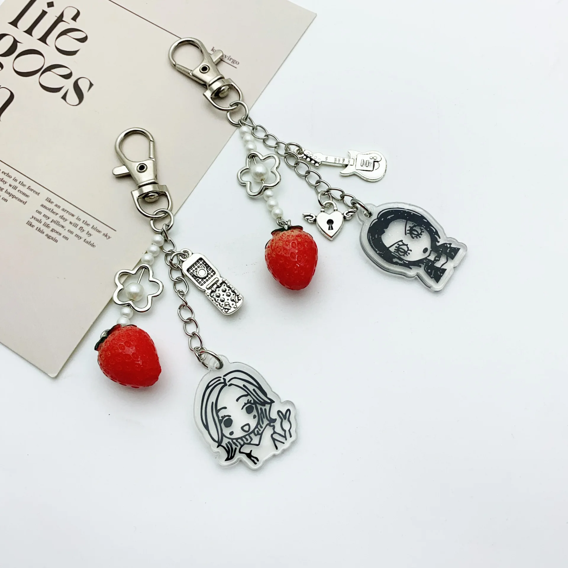Super Cute Ai Yazawa Osaki Nana Anime Nana Hachi Matching Phonecharm Heart Strawberry Pendant Keychain Y2K Handmade Jewelry image 2