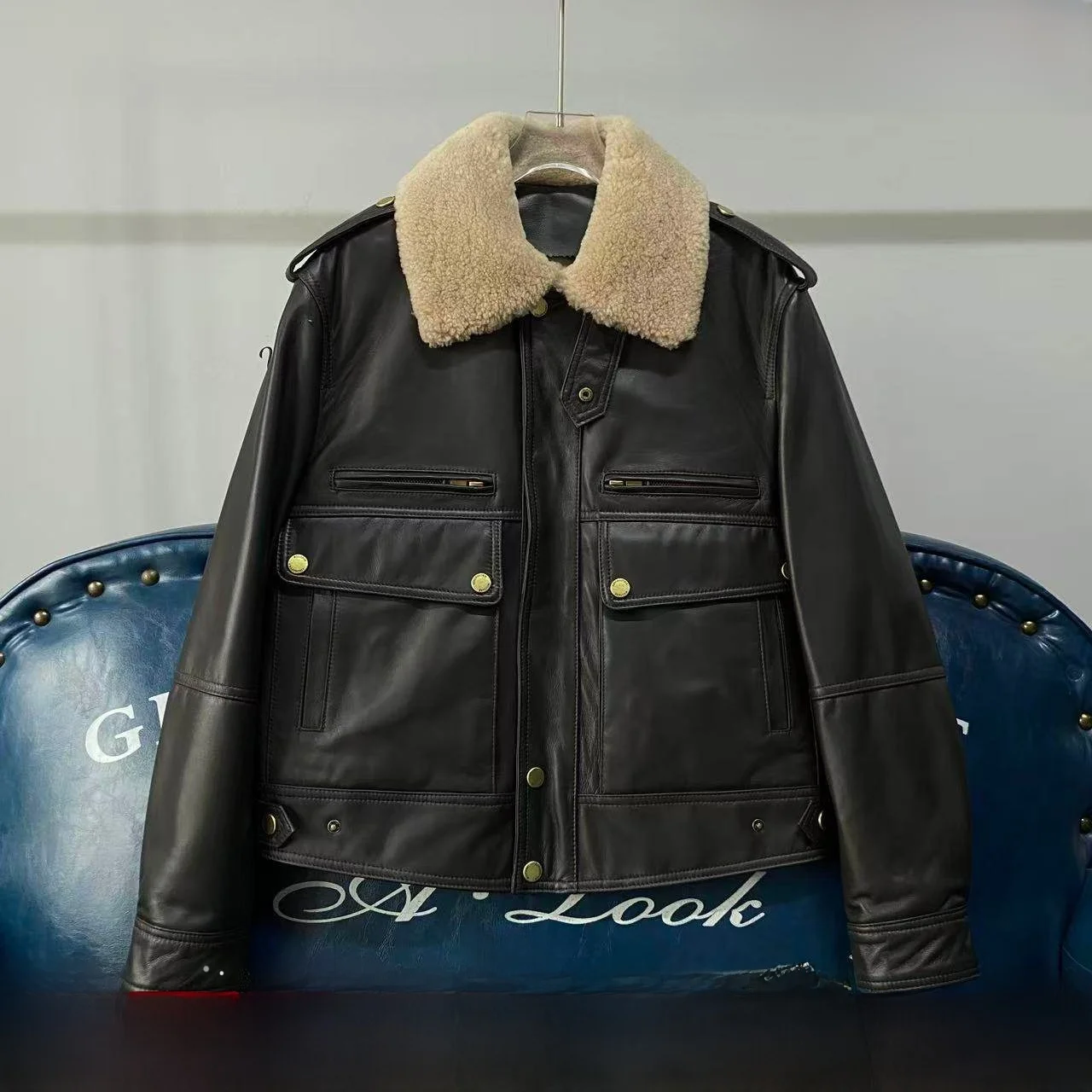 

Осень-зима, новинка, женское кожаное пальто из овчины, утягивающее пальто свободного покроя, крутое пуховое пальто с кетками