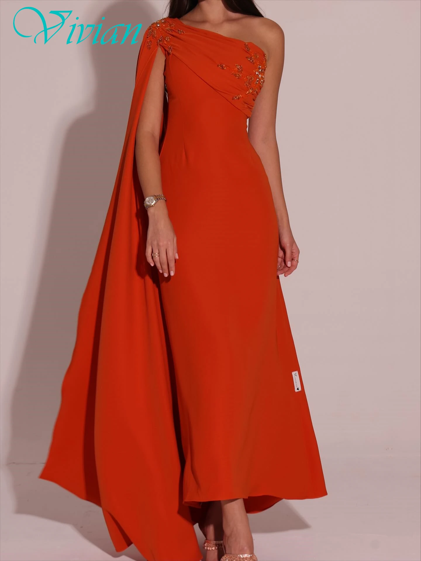 Aangepaste rechte schouder mouwloze elegante avondjurk delicate feestjurk mode moderne op maat gemaakte gelegenheidsjurken