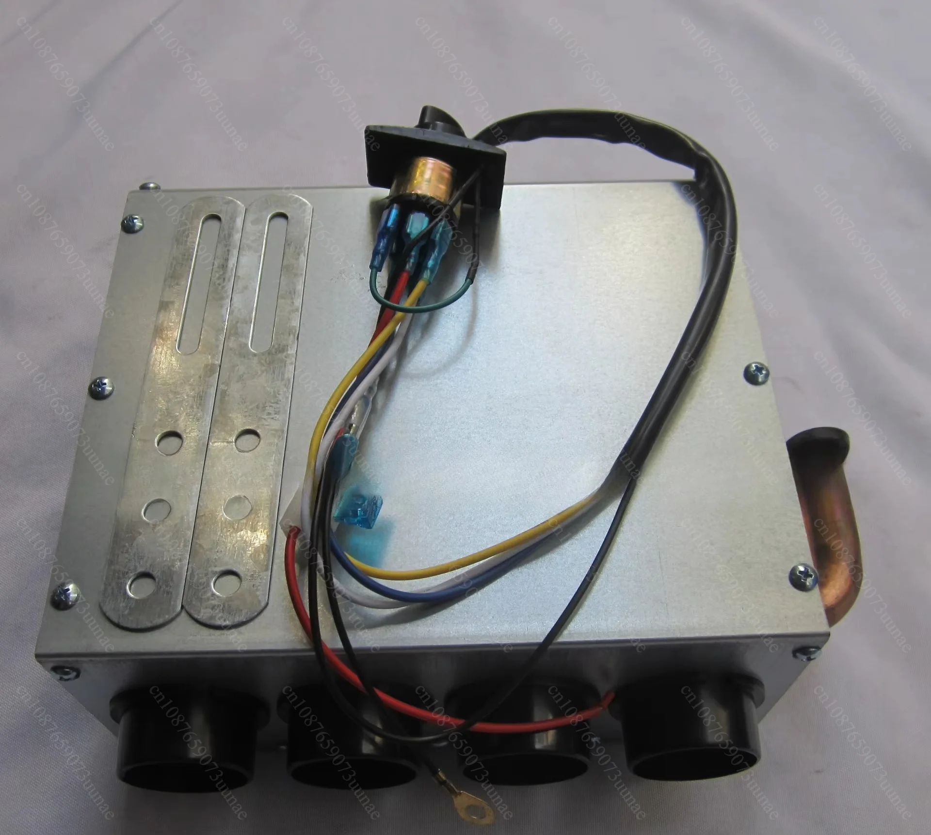 Water Heating Vehicle Heater 12V 24V 4-hole Copper Tube Car Warmer for Truck Excavator Cabin Winter Heating