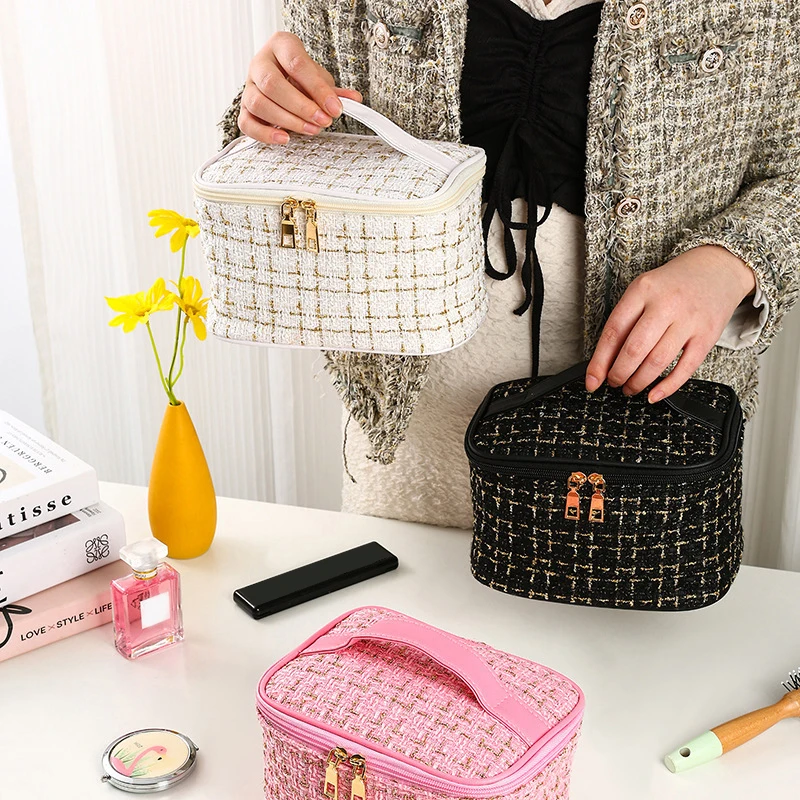 Borsa cosmetica di moda borsa portatile di grande capacità borsa per cosmetici intrecciati borsa per il trucco da viaggio per la casa