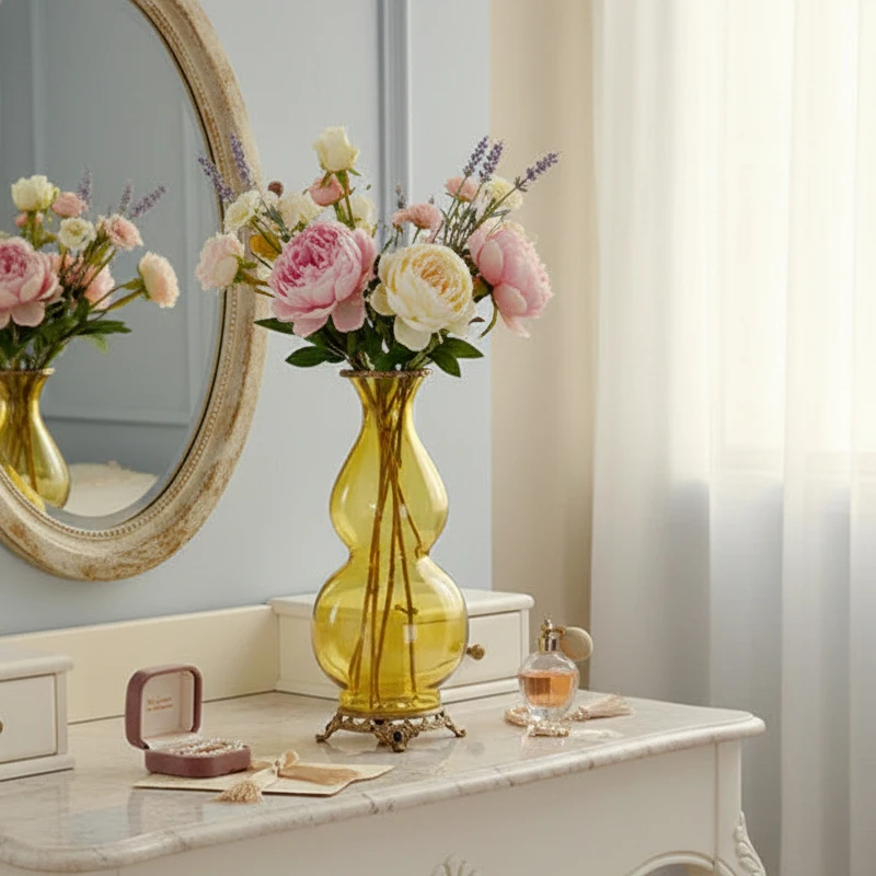 Luxury corrugated crystal glass vase, ornate brass base, tabletop ornament decoration, hotel lobby wedding ornament
