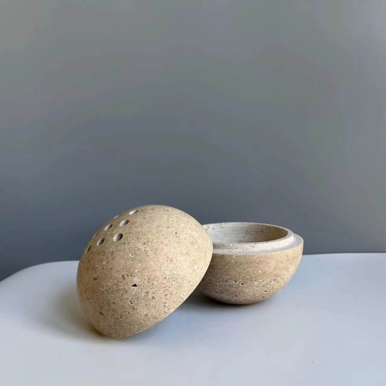 Natural Marble Cave Hole Stone Portable Incense Burner, Round Incense Burner, Yellow Travel Ball, Home Coffee Table Room